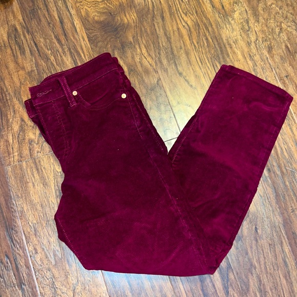 Women’s Levi’s Premium Wedgie Straight Fit Corduroy red button fly pants - Picture 3 of 8